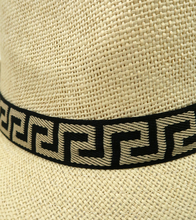 Εικόνα της Καπέλο με λεπτομέρεια με γραμμές